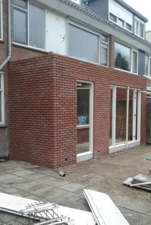 Uitbouw aan de Peuleyen 59 in Waddinxveen
